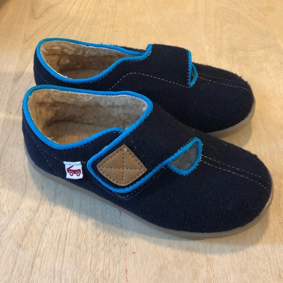 See Kai Run Other - NWOT See Kai Run Cruz II Slipper Shoes